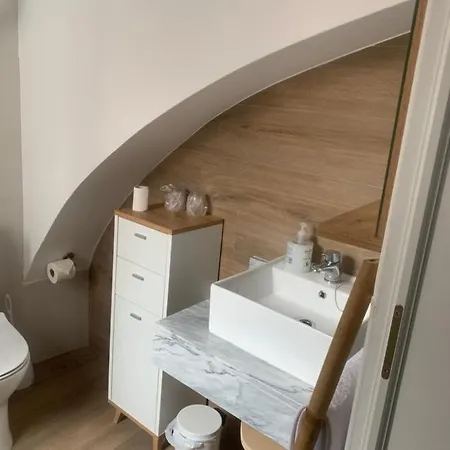 Puerta De 5 Callejón De Don álvaro