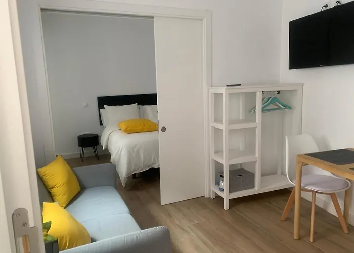 Puerta De 5 Callejon De Don Alvaro