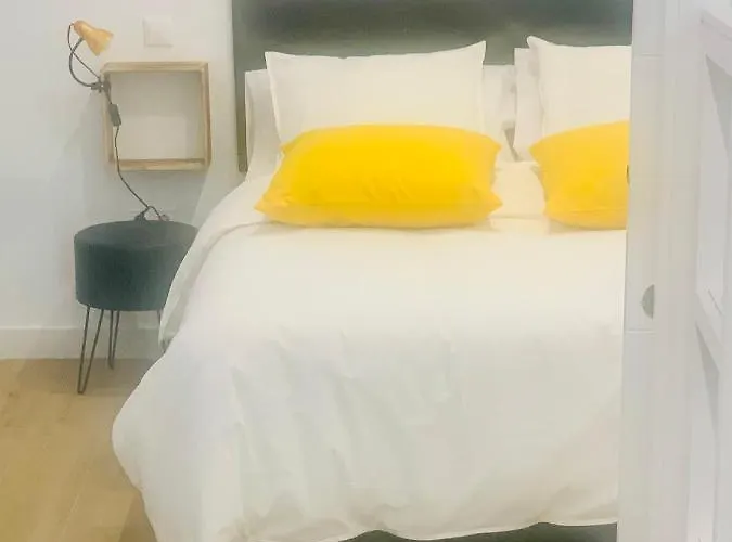 Puerta De 5 Callejon De Don Alvaro Apartmán Caces