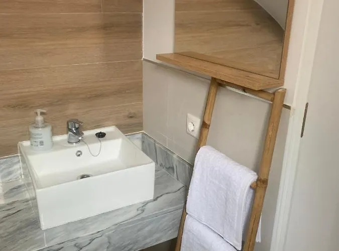 Puerta De 5 Callejon De Don Alvaro Apartmán